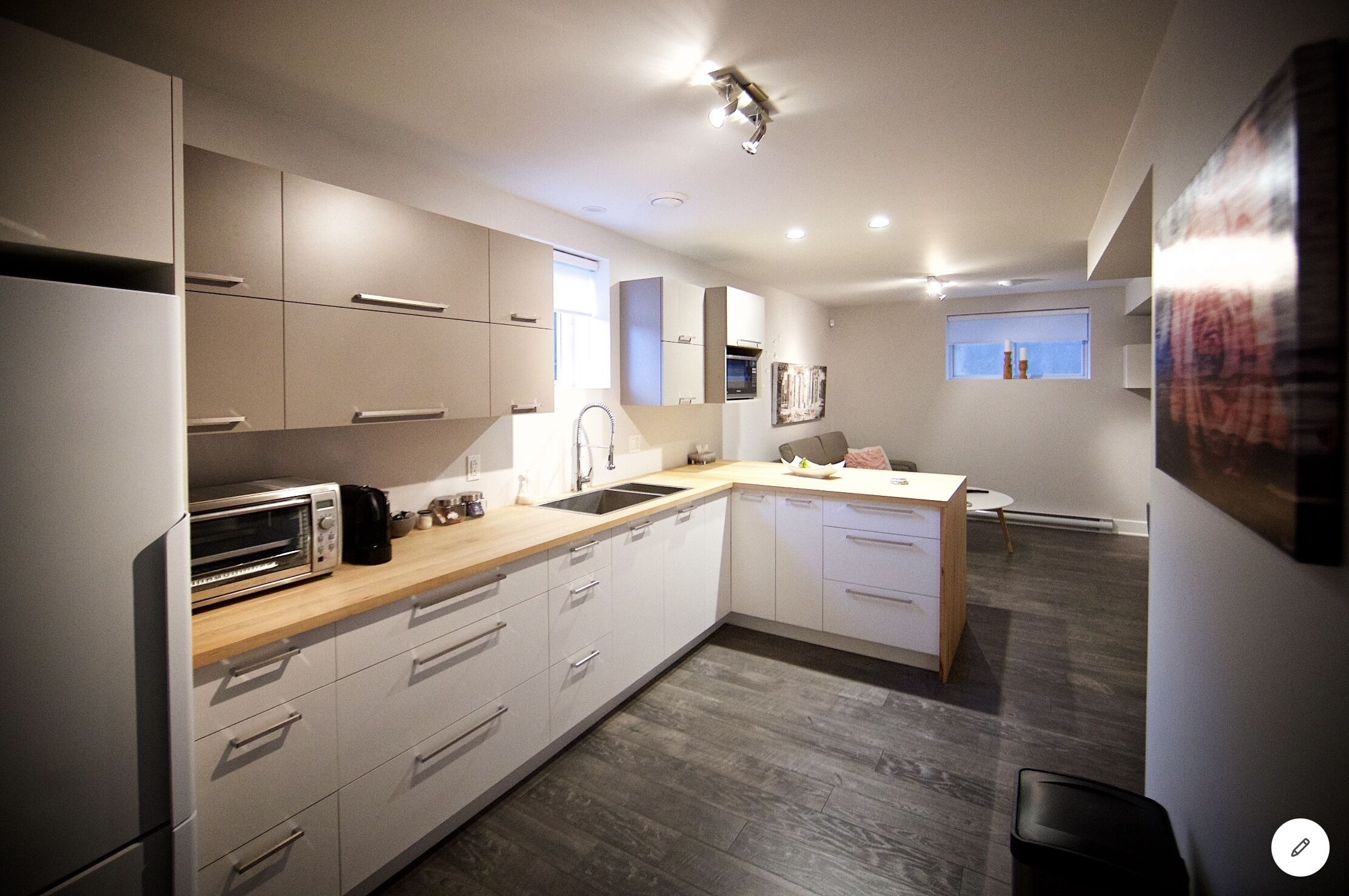 Studio Moderne et Romantique en Banlieue de Montréal