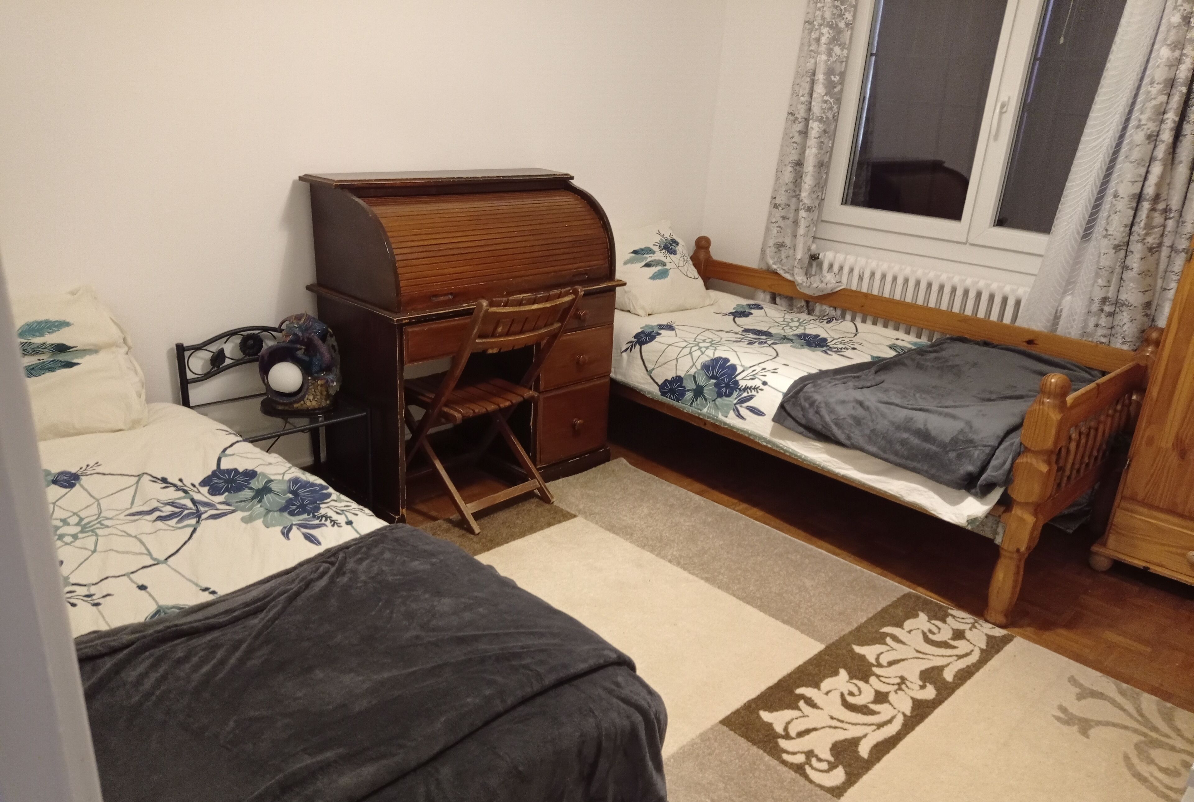 Maison Dans une Villa Charmant