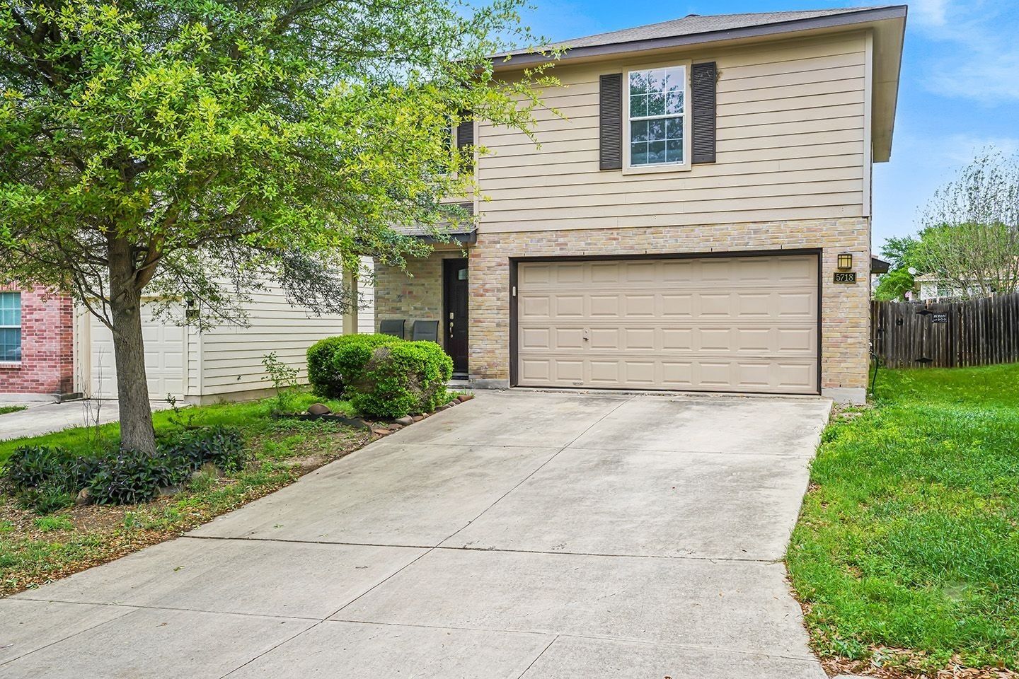 Lackland AFB Military and Pet friendly!!!