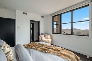 3 Schlafzimmer, Bügeleisen/Bügelbrett, Reisekinderbett, kostenloses WLAN