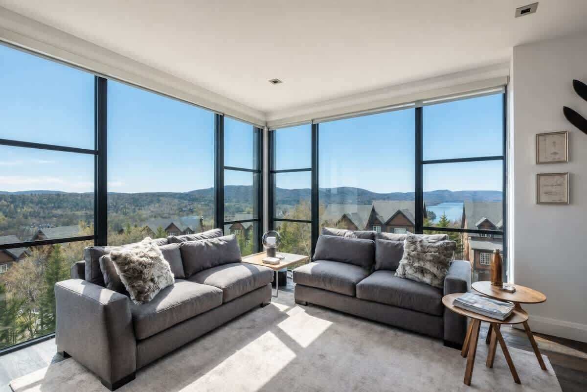 Smart TV, fireplace, offices