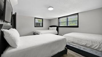 5 slaapkamers, een strijkplank/strijkijzer, wifi, beddengoed