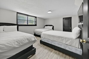 5 Schlafzimmer, Bügeleisen/Bügelbrett, WLAN, Bettwäsche