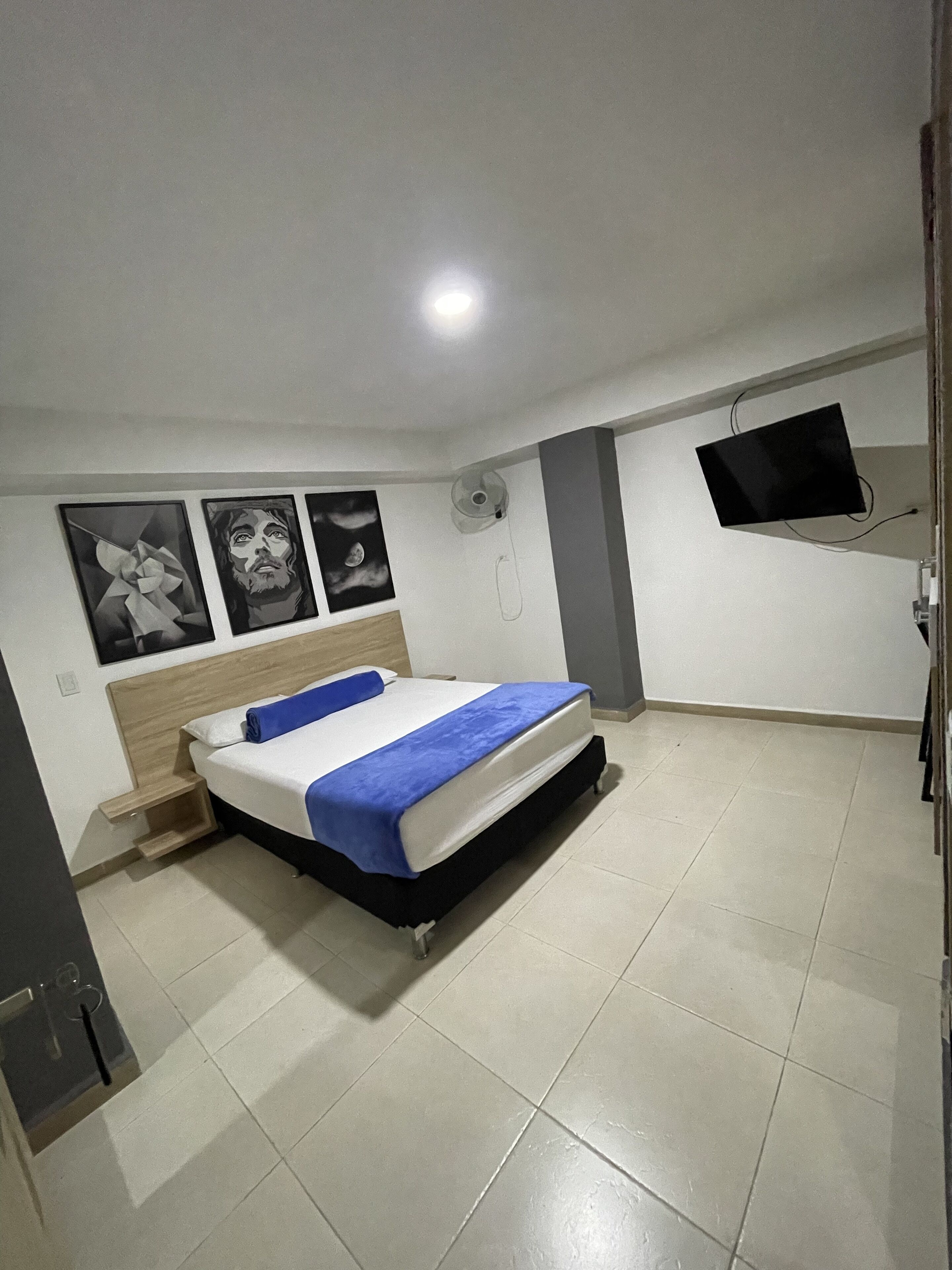 Photo - Hotel Medellin Central