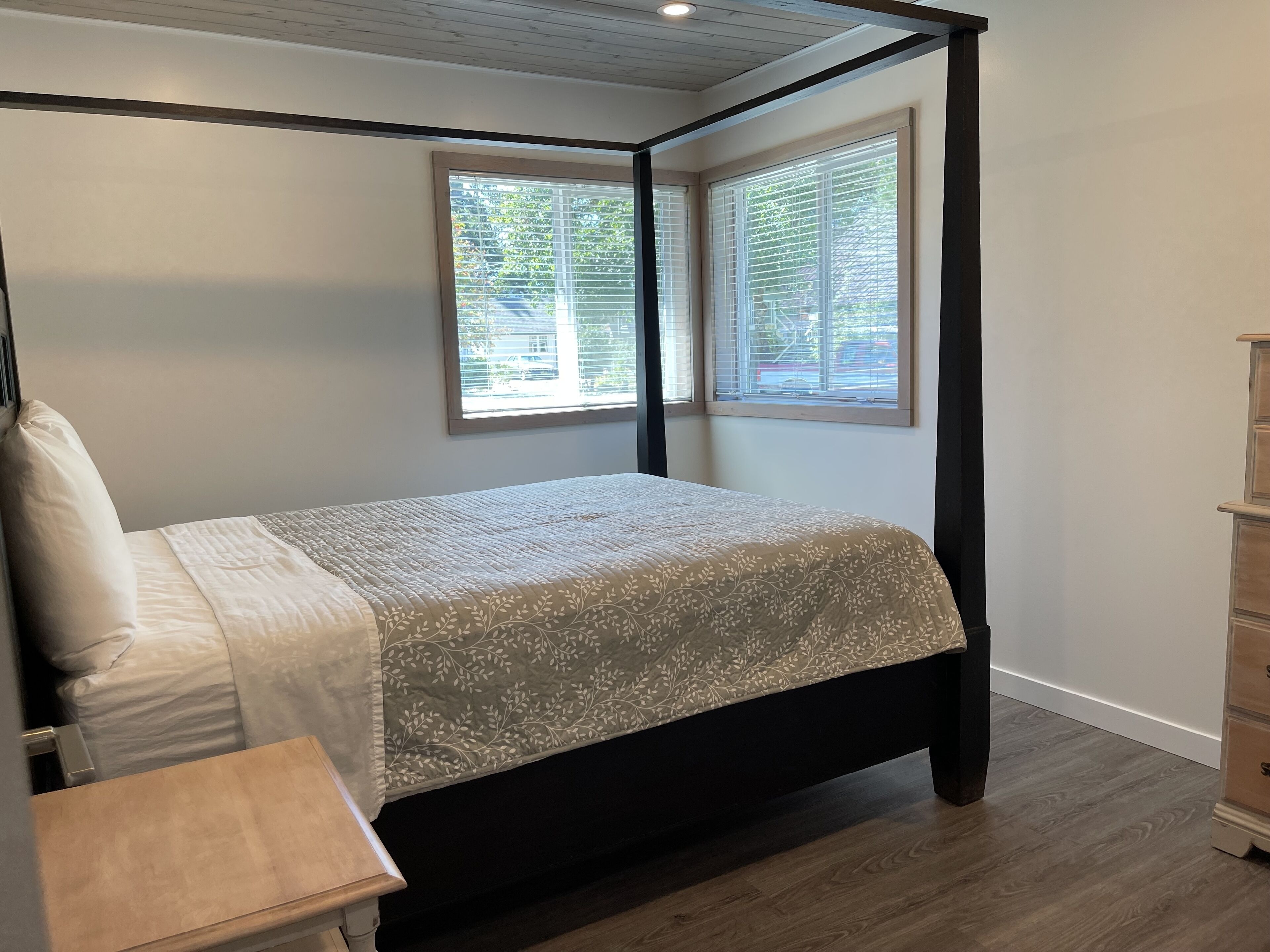 2 Bedroom Cottage with beach access