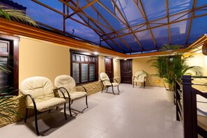 TV màn hình phẳng 