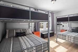 3 Schlafzimmer, Bügeleisen/Bügelbrett, Reisekinderbett, WLAN