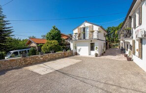 Exterior - 2 bedroom cozy home in Jurdani (Jurdani)