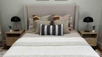 1 chambre, fer et planche Ă repasser, Wi-Fi gratuit, draps fournis