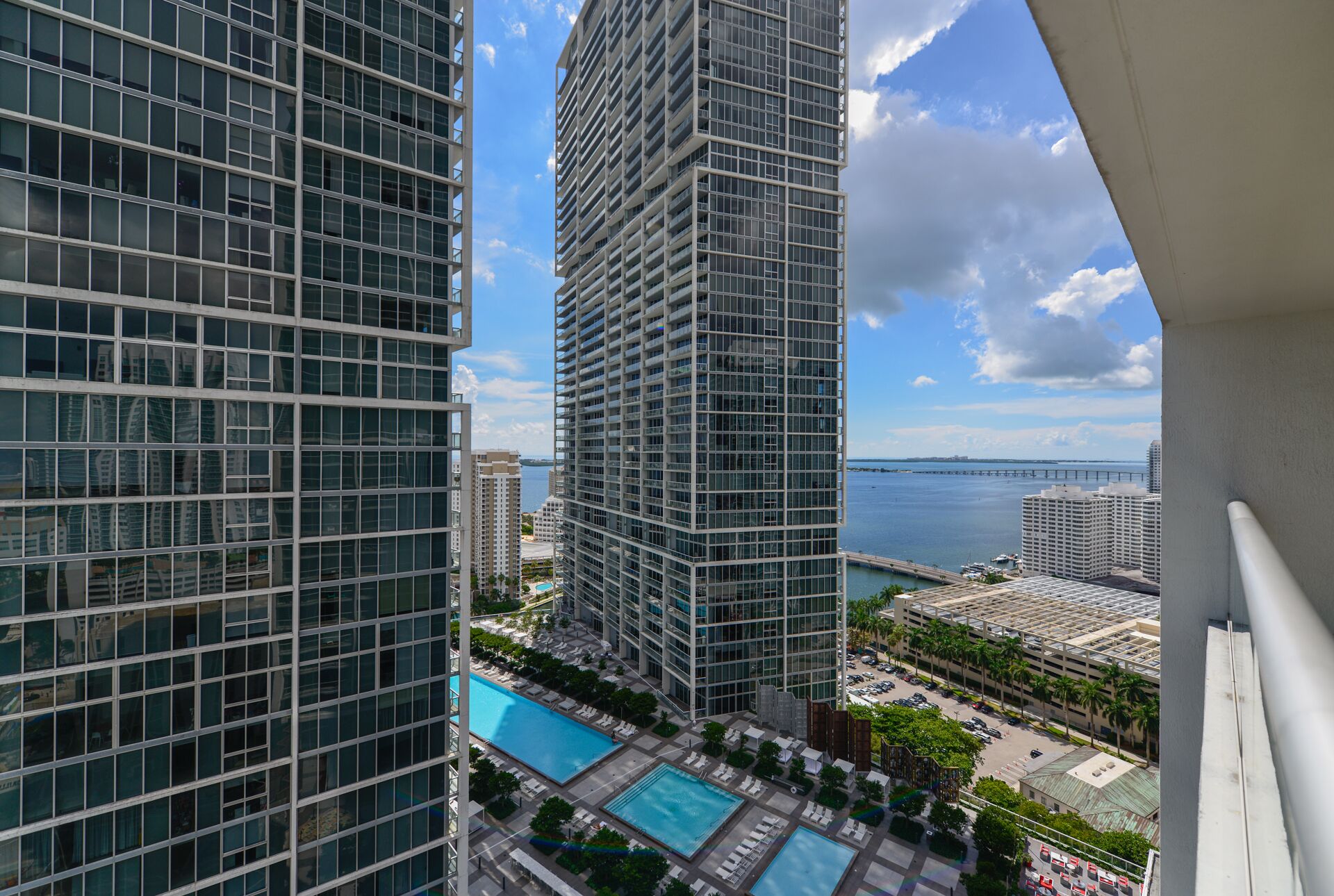 Foto - Luxury 2BR Condo at Icon Brickell W
