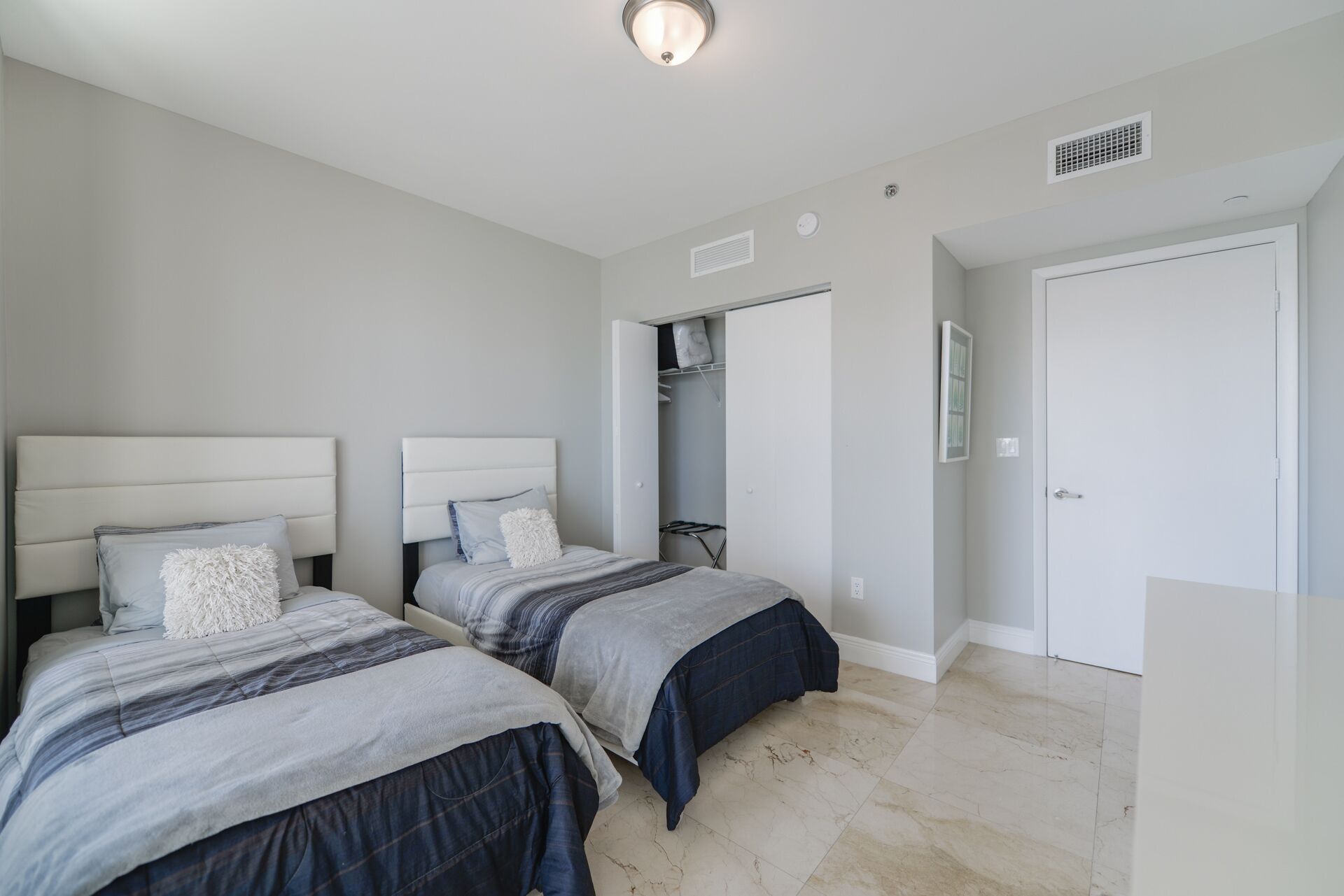 Foto - Luxury 2BR Condo at Icon Brickell W