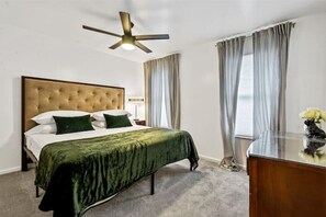 3 bedrooms, iron/ironing board, WiFi