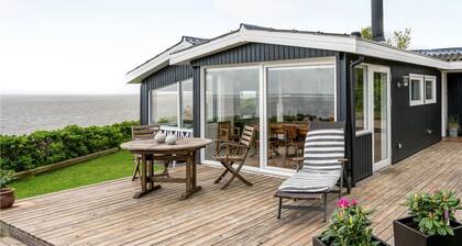 Cozy home in Esbjerg V with WiFi