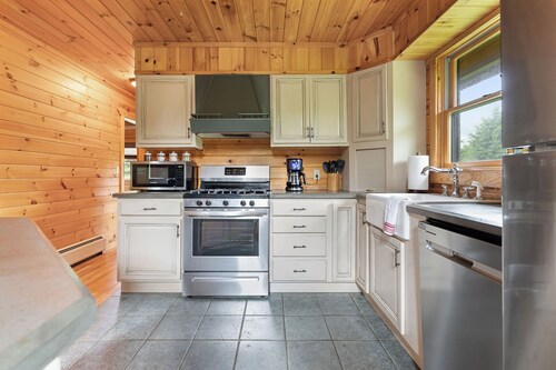 Waterfront West Branch Delaware River cabin. Fly fishing, fire pit, game rm