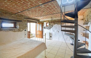 1 Schlafzimmer, Reisekinderbett, kostenloses WLAN, Bettwäsche