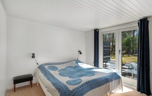 4 bedrooms