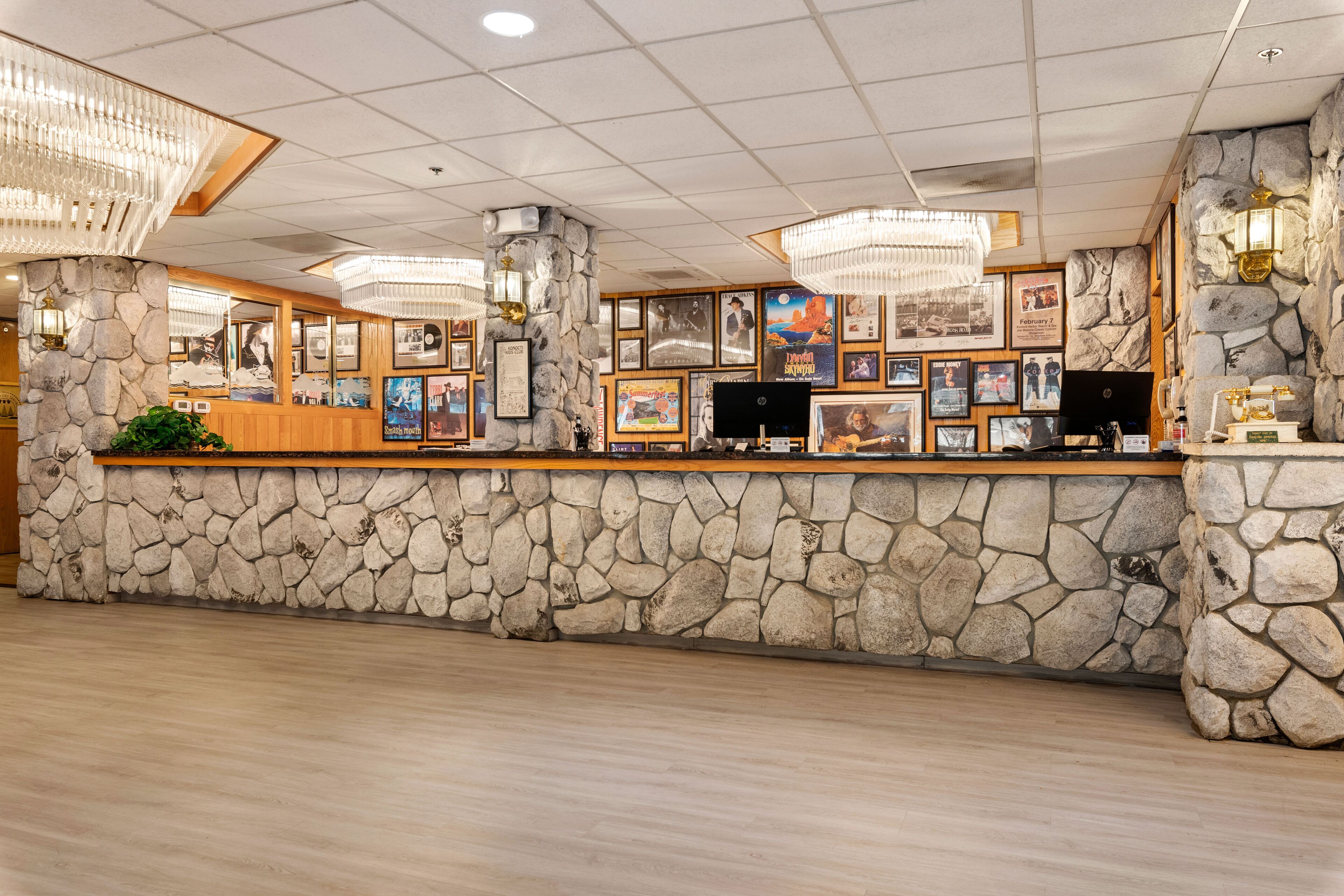 Mostrador para check-in y check-out