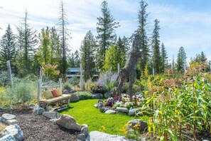 Property grounds - The Stalls At Whitefish (Whitefish)