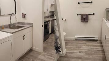 KylskÄp, spishÀll och brödrost