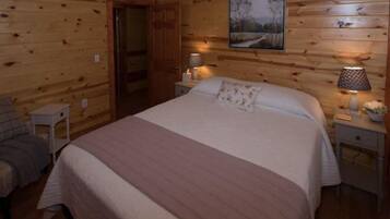 3 sovrum, skrivbord, strykjÀrn/strykbrÀda och resesÀng