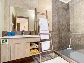 3 bedrooms - Avo Maria House by Atlantic Holiday (São Vicente)