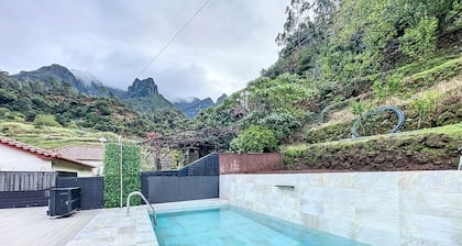 Avo Maria House by Atlantic Holiday