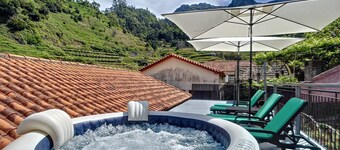 Avo Maria House by Atlantic Holiday