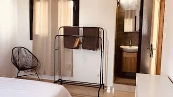 Standard Apartment | 3 bedrooms, free WiFi