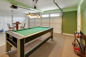 Games room - Clearlake Vacation Rental w/ Nearby Lake Access! (Clearlake)