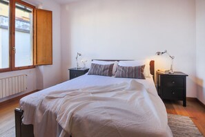 4 sovrum, strykjärn/strykbräda, wi-fi och sängkläder