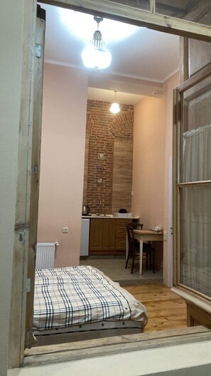 1 غرفة نوم ومكواة/لوح كي وواي فاي