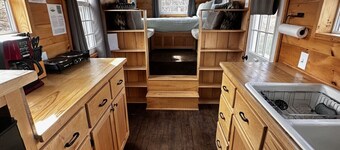 Pondside TinyHome near Grayson Highlands FEES INCL