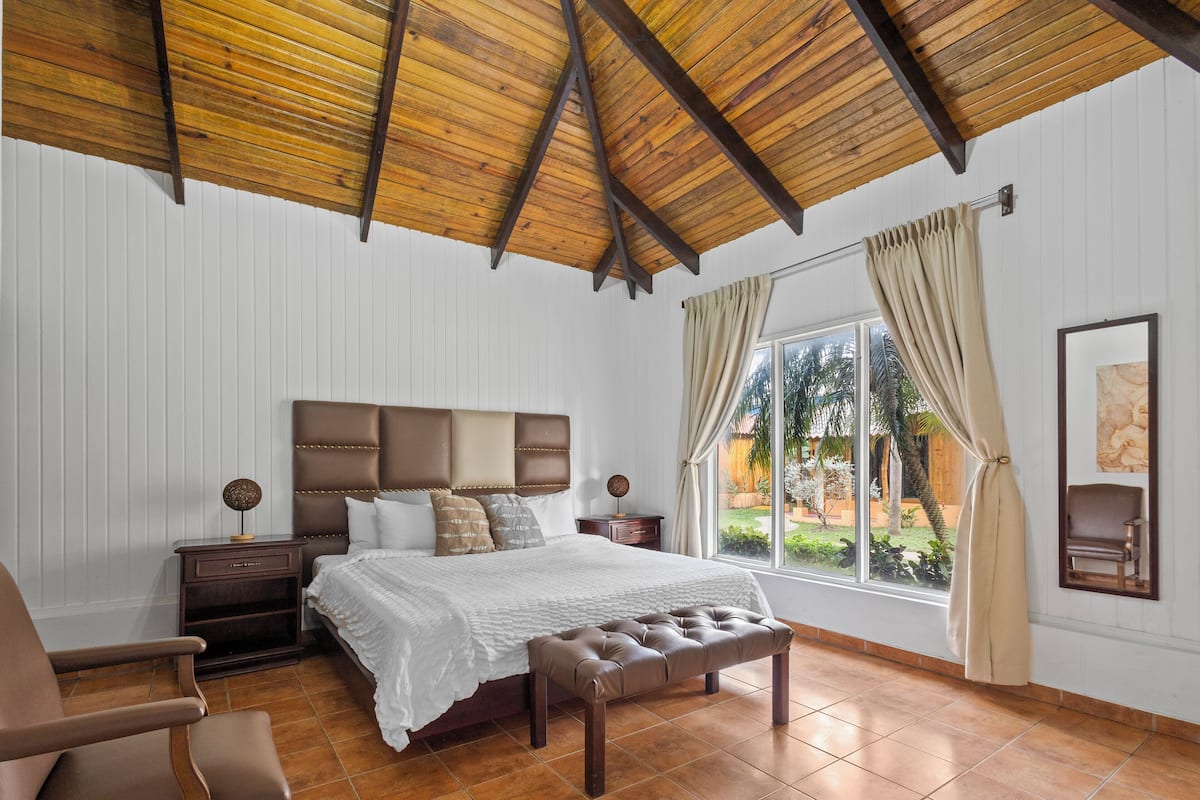 Egyptian cotton sheets, premium bedding, down duvets
