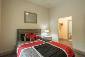 1 Schlafzimmer, Bügeleisen/Bügelbrett, kostenloses WLAN, Bettwäsche
