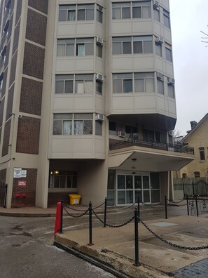 Esterni