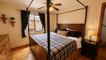 4 chambres, fer et planche à repasser, lit parapluie, Wi-Fi gratuit