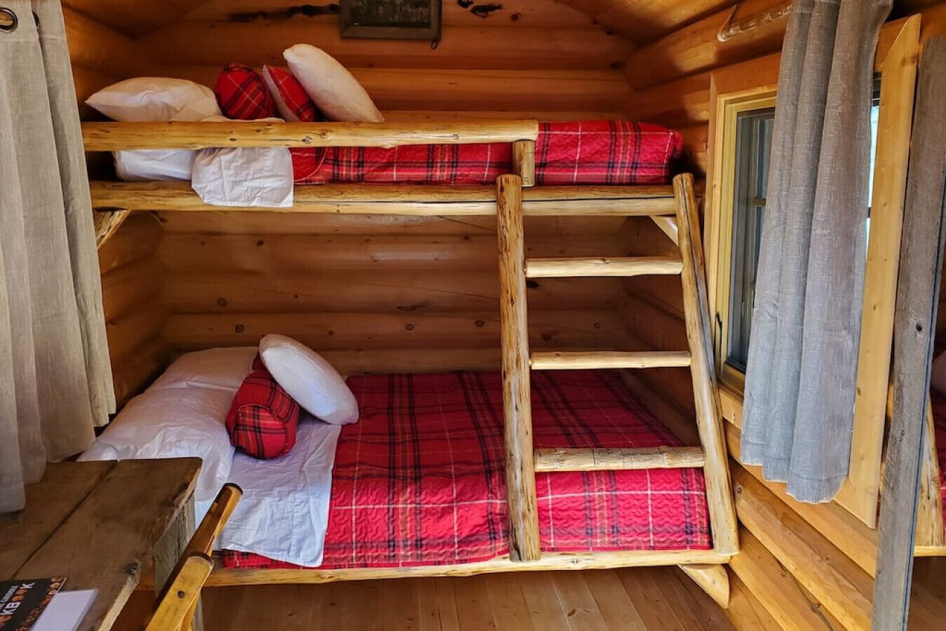 1 室のベッドルーム、WiFi、ベッドシーツ