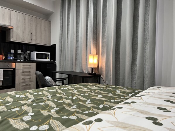 Free WiFi, bed sheets