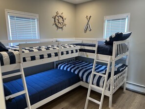 3 Schlafzimmer, Bügeleisen/Bügelbrett, Reisekinderbett, kostenloses WLAN