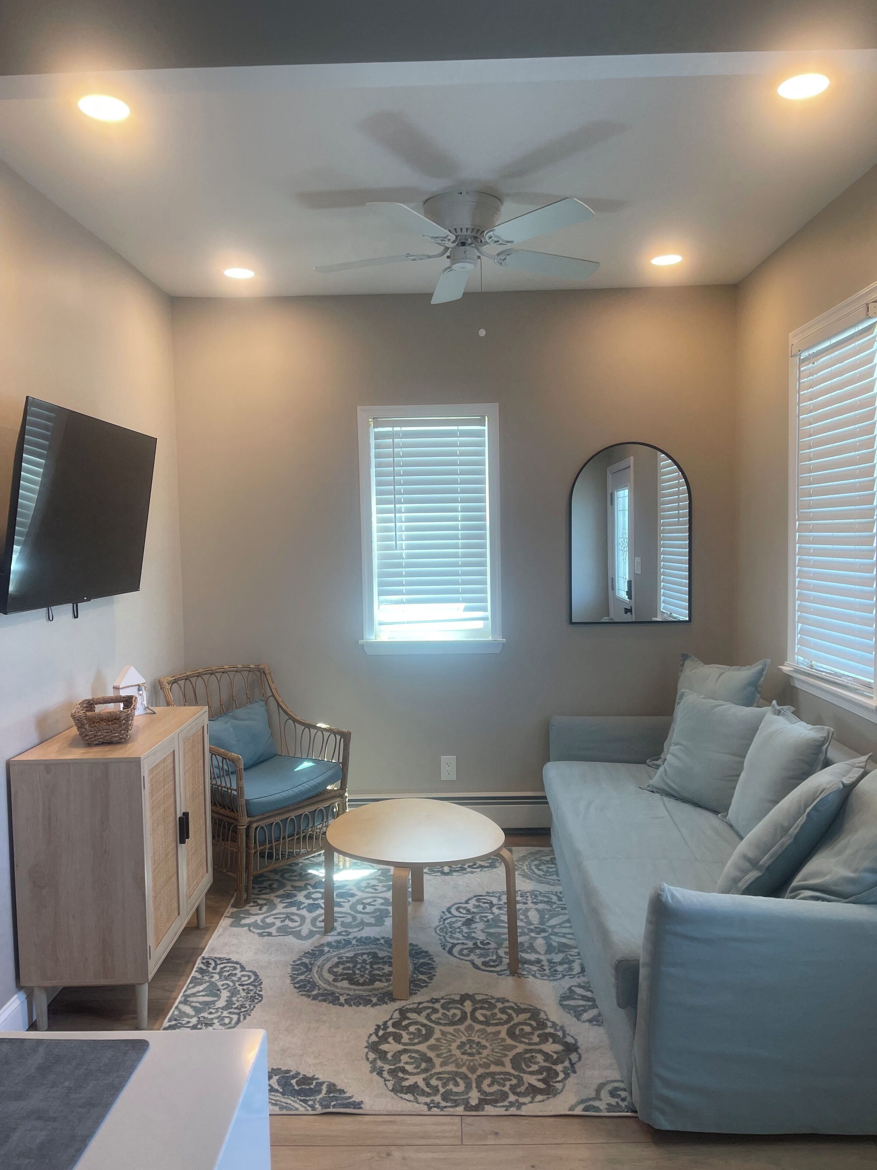 Updated Wildwood Beach House New Deck + Outdoor Shower 2 Blocks To Boardwalk - North Wildwood, NJ