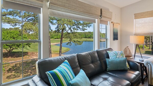 TV - 3BR/2BA Pet-Friendly Condo with Pool on True Blue Golf Course (Pawleys Island)