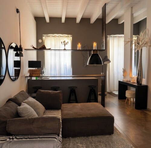 Luxury City Center Loft