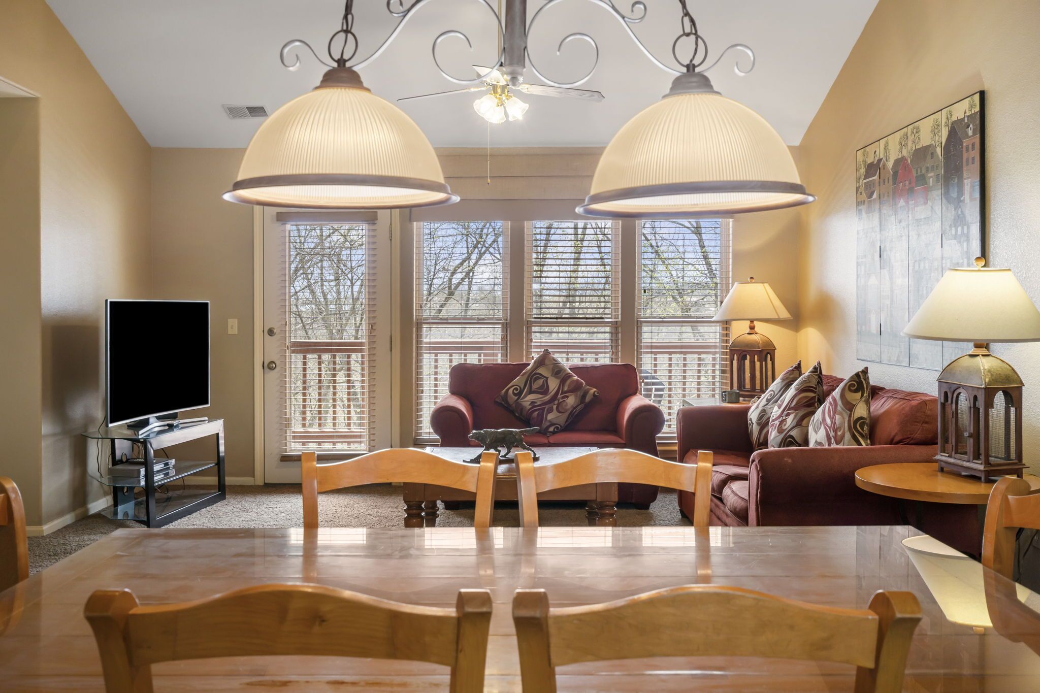 Lovely Golf Condo in a Gated Community near Silver Dollar City