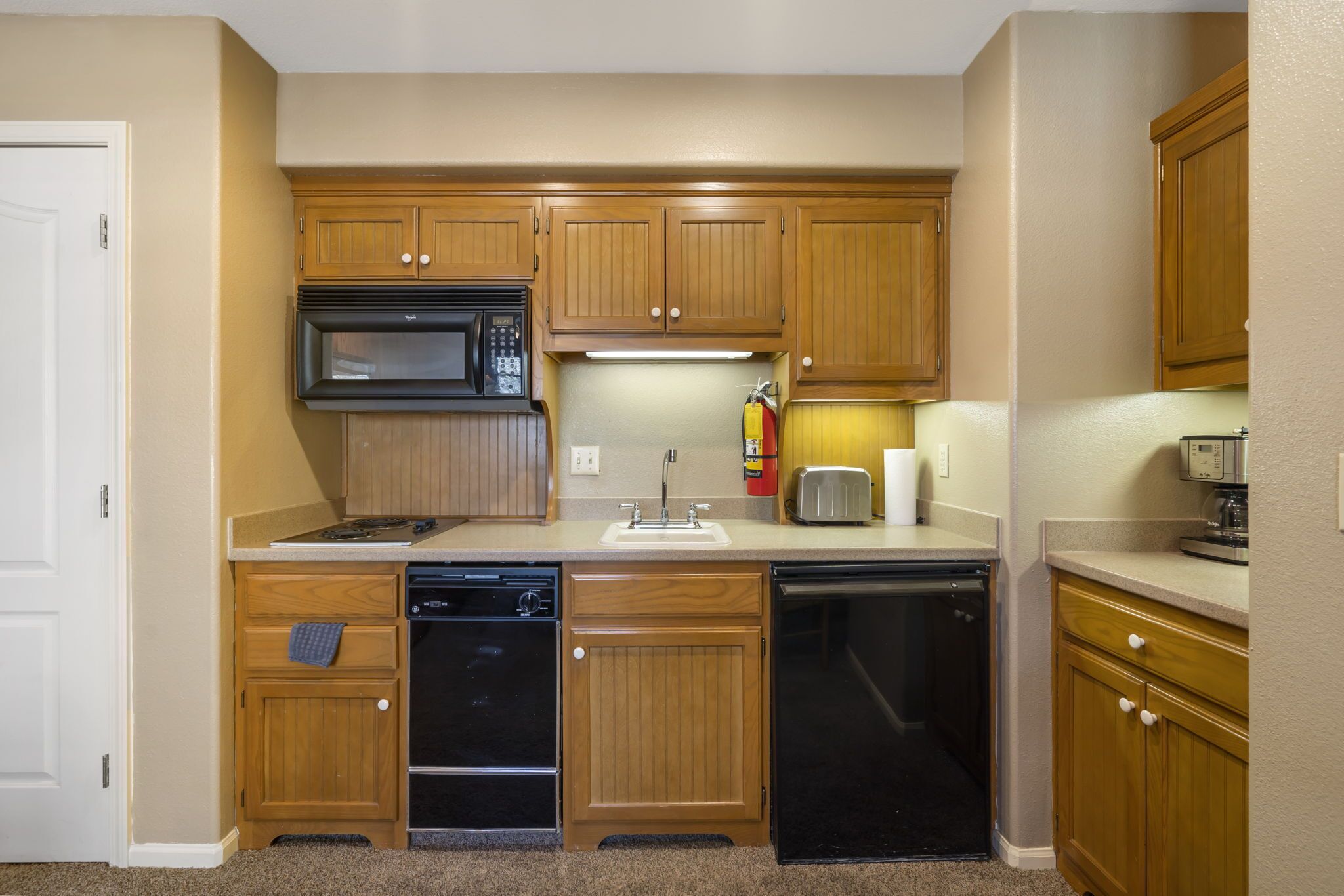 Golf Suite in Peaceful, Gated Community close to Silver Dollar City