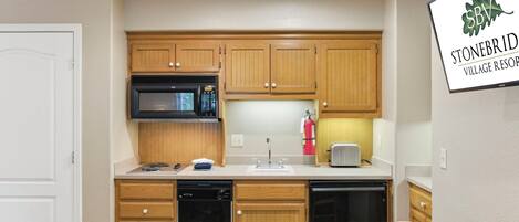 Fridge, microwave, stovetop, dishwasher
