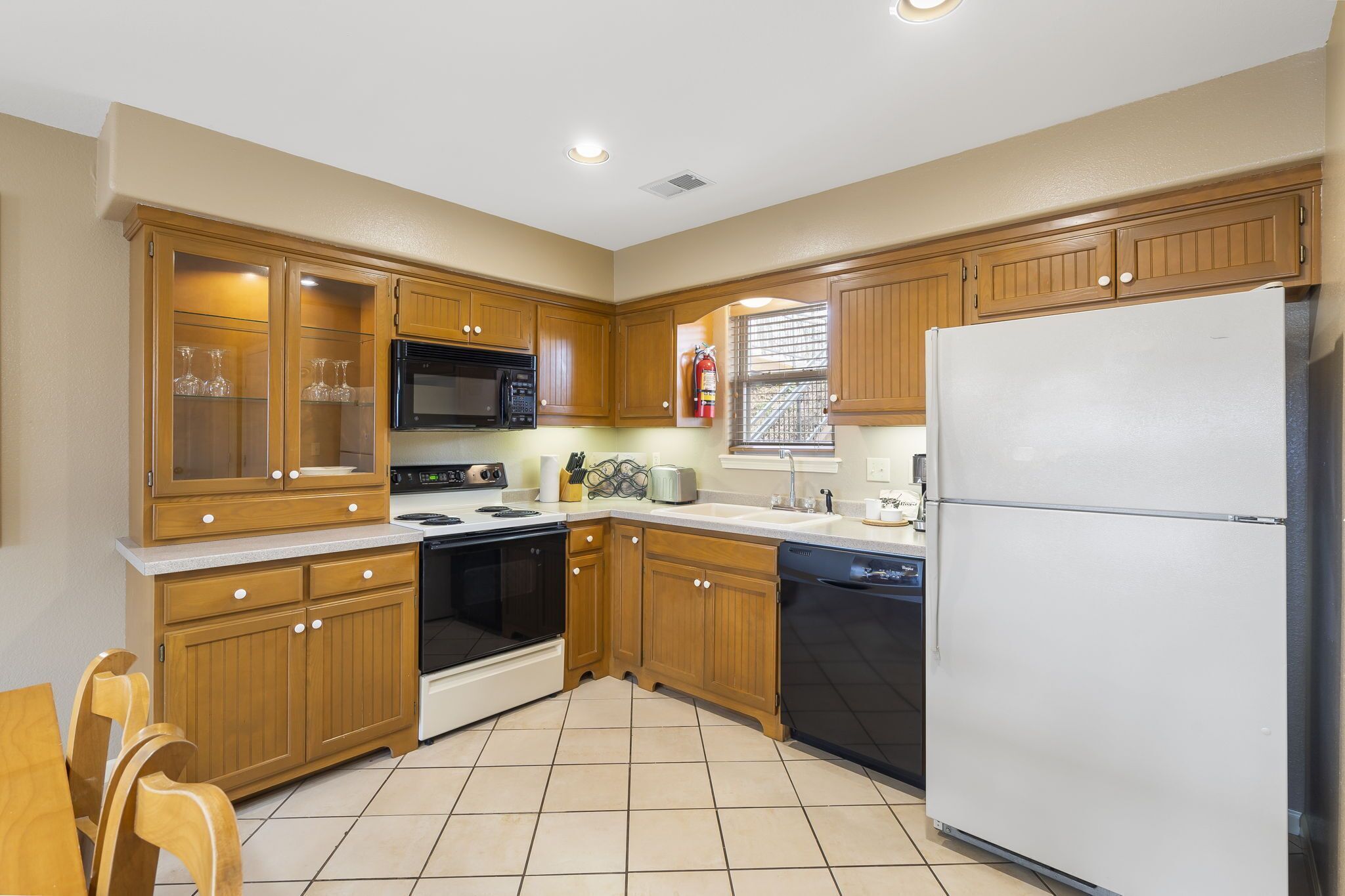 Cute Connecting Units! Condo + Suite at StoneBridge Village Resort near SDC