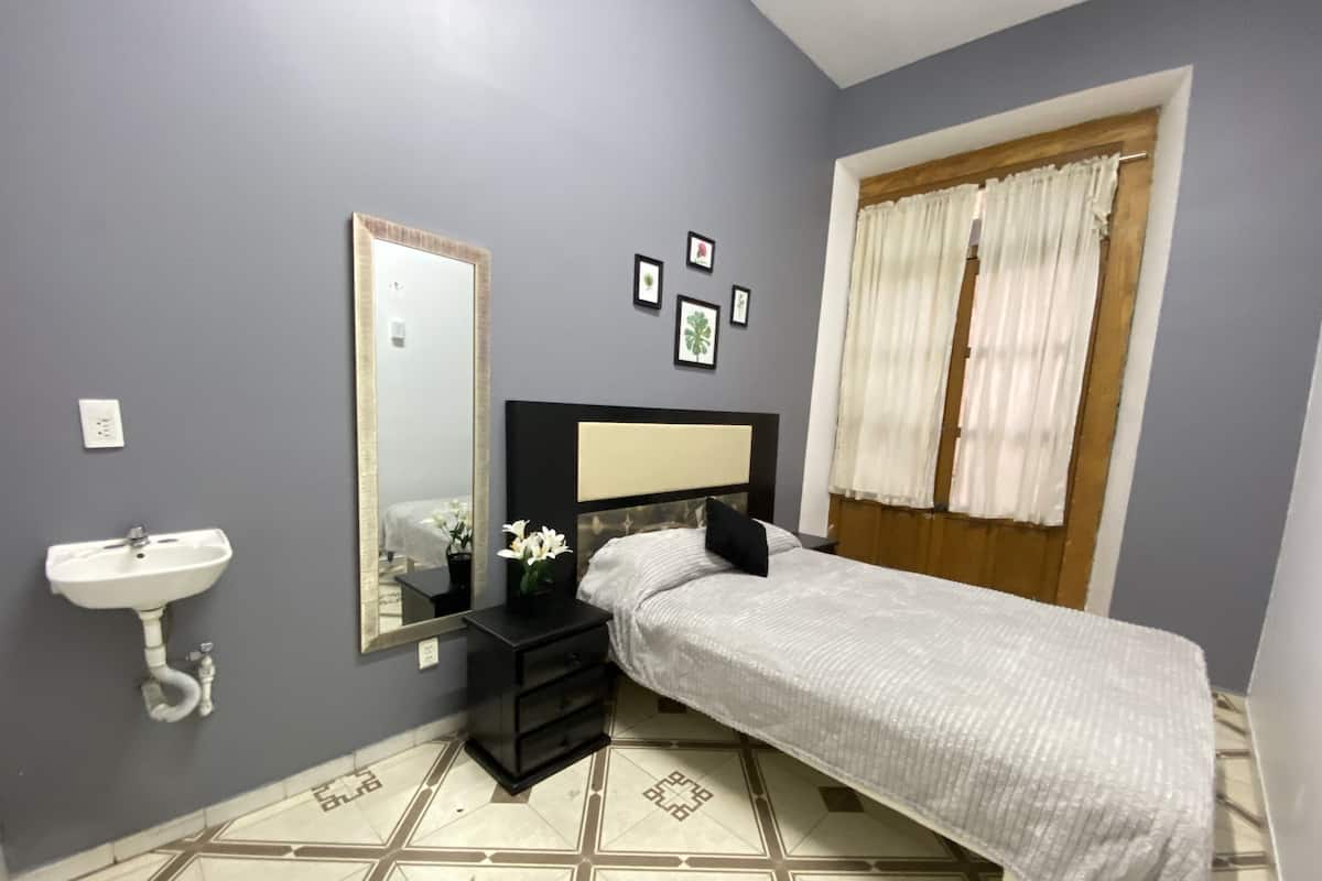 Chambre Double | Draps fournis