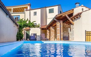 Pool - Villa mit Klimaanlage und Pool (Medulin)