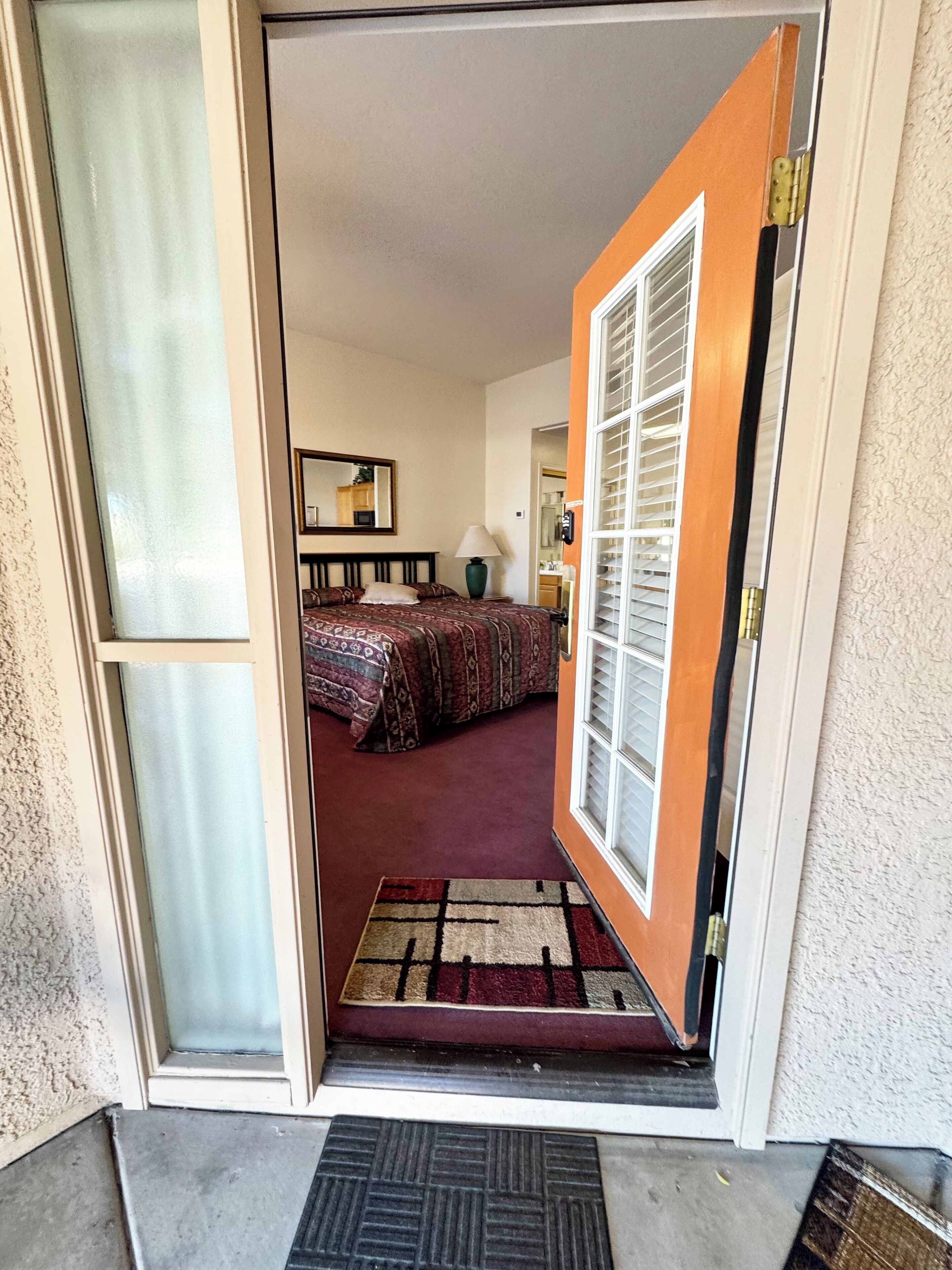 1 chambre, fer et planche à repasser, Wi-Fi gratuit, draps fournis