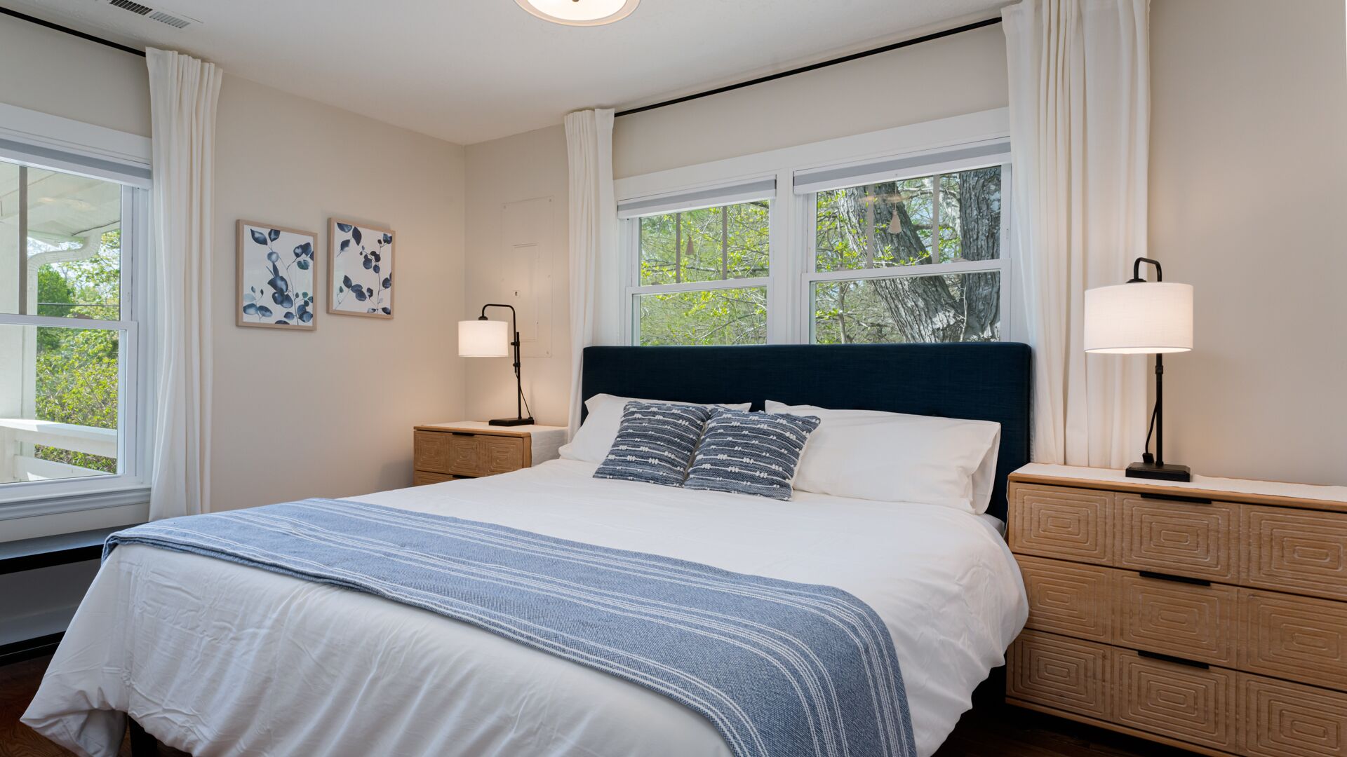 Peaceful Pines Cottage in Black Mountain